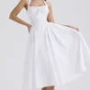 Adabella Weißes Baumwoll-Halter-Sommerkleid Adabella Weißes Baumwoll-Halter-Sommerkleid