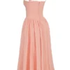 Adalyn Pfirsichfarbenes Midi-Sommerkleid mit Broderie Anglaise Adalyn Pfirsichfarbenes Midi-Sommerkleid mit Broderie Anglaise