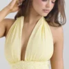 Ailani Buttergelbes Georgette-Minikleid mit Neckholder Ailani Buttergelbes Georgette-Minikleid mit Neckholder