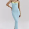 Aiza Maxikleid in Ozeanblau mit kontrastierender Spitze Aiza Maxikleid in Ozeanblau mit kontrastierender Spitze