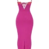 Aiza Maxikleid mit Himbeerfarbener Spitzenverzierung Aiza Maxikleid mit Himbeerfarbener Spitzenverzierung
