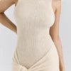 Akaia Champagne Wasserfall-Maxikleid Akaia Champagne Wasserfall-Maxikleid