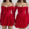 Alana Scarlet Off-Shoulder-Kleid Alana Scarlet Off-Shoulder-Kleid