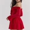 Alana Scarlet Off-Shoulder-Kleid Alana Scarlet Off-Shoulder-Kleid