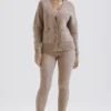 Alara Barley Chunky Strickjacke aus Naturwolle Alara Barley Chunky Strickjacke aus Naturwolle