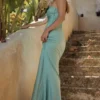 Alette Jade Satin-Maxikleid ohne Träger Alette Jade Satin-Maxikleid ohne Träger