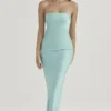 Alette Jade Satin-Maxikleid ohne Träger Alette Jade Satin-Maxikleid ohne Träger
