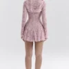 Alice – Perfektes rosa Spitzen-Mini-Kleid Alice – Perfektes rosa Spitzen-Mini-Kleid