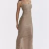 Alondra Cafe Au Lait Maxikleid mit Perlenstickerei – Limited Edition Alondra Cafe Au Lait Maxikleid mit Perlenstickerei – Limited Edition