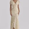 Amina – Maxikleid aus Georgette mit Zitronen-Blumenmuster Amina – Maxikleid aus Georgette mit Zitronen-Blumenmuster