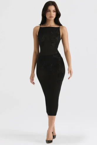 Amirah – Schwarzes Midi-Kleid mit Kristallverzierung