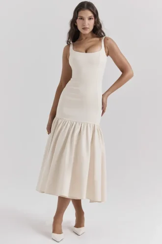 Amore Vintage cremefarbenes Midikleid mit tiefem Taillenbund