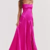 Anabella Fuchsia Maxikleid mit Schnürung Anabella Fuchsia Maxikleid mit Schnürung