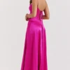 Anabella Fuchsia Maxikleid mit Schnürung Anabella Fuchsia Maxikleid mit Schnürung
