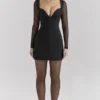 Angelie – Schwarzes Stretch-Crêpe-Minikleid mit tiefem Ausschnitt Angelie – Schwarzes Stretch-Crêpe-Minikleid mit tiefem Ausschnitt