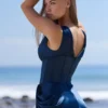 Angeline Navy Satin-Korsetts-Maxikleid Angeline Navy Satin-Korsetts-Maxikleid