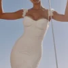 Antonella – Weißes Maxikleid aus gerafftem Mesh Antonella – Weißes Maxikleid aus gerafftem Mesh