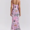 Antonina Rosa Maxikleid mit Blumenmuster als Korsett Antonina Rosa Maxikleid mit Blumenmuster als Korsett
