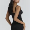 Ari Schwarzes, handbesticktes Maxikleid – Limited Edition Ari Schwarzes, handbesticktes Maxikleid – Limited Edition