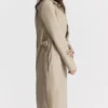 Ariel Beige Trenchcoat aus veganem Leder Ariel Beige Trenchcoat aus veganem Leder