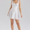 Ariella Chiffon-Minikleid mit Punktmuster Ariella Chiffon-Minikleid mit Punktmuster