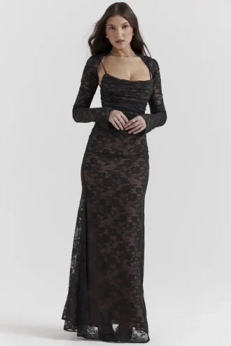 Artemis – Schwarzes Maxikleid aus Spitze