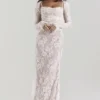 Artemis Vintage-Maxikleid aus cremefarbener Spitze Artemis Vintage-Maxikleid aus cremefarbener Spitze