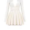 Aryana Elfenbeinfarbenes Minikleid mit Schleife Aryana Elfenbeinfarbenes Minikleid mit Schleife