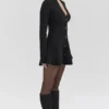 Aubrey – Strickjacke aus schwarzer Wolle als Kleid Aubrey – Strickjacke aus schwarzer Wolle als Kleid