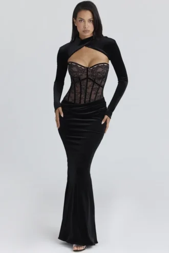 Ayana Schwarzes Maxikleid aus Spitze + Boleros