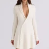 Ayla Cremefarbenes asymmetrisches Skater-Minikleid Ayla Cremefarbenes asymmetrisches Skater-Minikleid