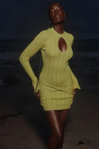Aziza Pistachio Langarm-Minikleid