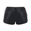 Azora Schwarze Micro-Mini-Shorts aus veganem Leder Azora Schwarze Micro-Mini-Shorts aus veganem Leder