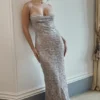 Azzurra Eisblaues Godet-Abendkleid aus Spitze Azzurra Eisblaues Godet-Abendkleid aus Spitze