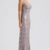 Azzurra Eisblaues Godet-Abendkleid aus Spitze Azzurra Eisblaues Godet-Abendkleid aus Spitze