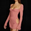 Babyrosa Chiffon-Mini-Kleid mit Cut-outs und Neckholder Babyrosa Chiffon-Mini-Kleid mit Cut-outs und Neckholder