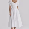 Bella Weißes Babydoll-Midi-Kleid mit Broderie Anglaise Bella Weißes Babydoll-Midi-Kleid mit Broderie Anglaise