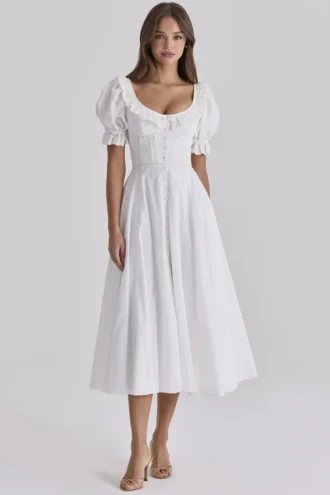 Bella Weißes Babydoll-Midi-Kleid mit Broderie Anglaise