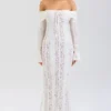 Belle Vintage cremefarbenes Maxikleid mit Blumenmuster und Spitzen-Schulterausschnitt Belle Vintage cremefarbenes Maxikleid mit Blumenmuster und Spitzen-Schulterausschnitt