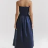 Bellina Mitternachtsblaues, trägerloses Midi-Kleid mit abnehmbarem Schleifen Bellina Mitternachtsblaues, trägerloses Midi-Kleid mit abnehmbarem Schleifen
