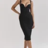 Bellissima Schwarzes Midi-Kleid mit Herzausschnitt Bellissima Schwarzes Midi-Kleid mit Herzausschnitt