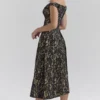Bezauberndes schwarzes Abendkleid mit Goldspitze und schulterfreiem Ausschnitt Bezauberndes schwarzes Abendkleid mit Goldspitze und schulterfreiem Ausschnitt