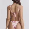 Bikinis mit Rüschenbesatz und Blumenmuster „Toulouse“ Bikinis mit Rüschenbesatz und Blumenmuster „Toulouse“