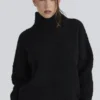 Brooklyn Schwarzer Bouclé-Strick-Pullover Brooklyn Schwarzer Bouclé-Strick-Pullover