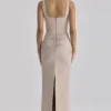 Calandra Taupe Stretch-Crêpe-Maxikleid mit Rüschen Calandra Taupe Stretch-Crêpe-Maxikleid mit Rüschen