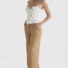 Cameron Caramel – Lässige, maßgeschneiderte Hose Cameron Caramel – Lässige, maßgeschneiderte Hose