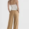 Cameron Caramel – Lässige, maßgeschneiderte Hose Cameron Caramel – Lässige, maßgeschneiderte Hose
