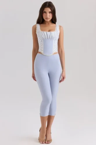 Carella Blaue, figurbetonte Capri-Hose aus Stretch-Twill
