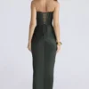 Carelle Emerald Satin-Maxikleid ohne Träger Carelle Emerald Satin-Maxikleid ohne Träger