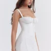 Carlotta Weißes Korsetts-Minikleid Carlotta Weißes Korsetts-Minikleid